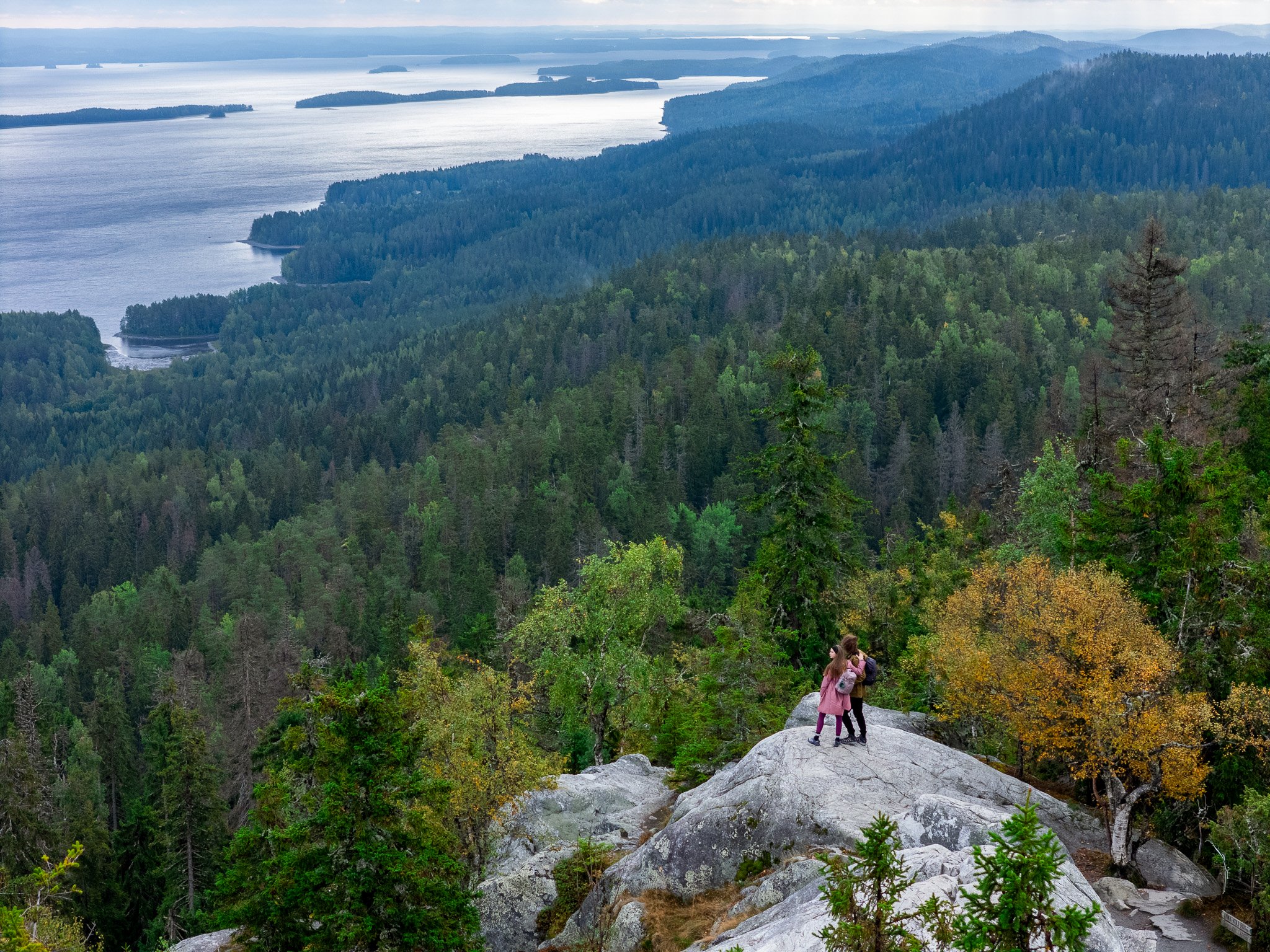 Koli-Ruskakuvat-Nordbert&Alex-Helena-Karhu-drone_0712